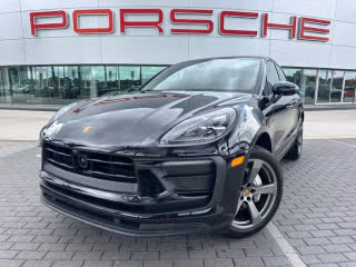 2023 Porsche Macan's photo