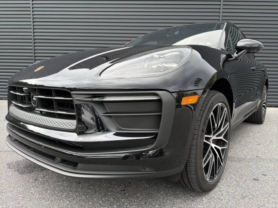 2026 Porsche Macan T
