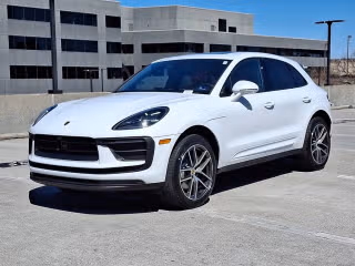 2026 Porsche Macan's photo