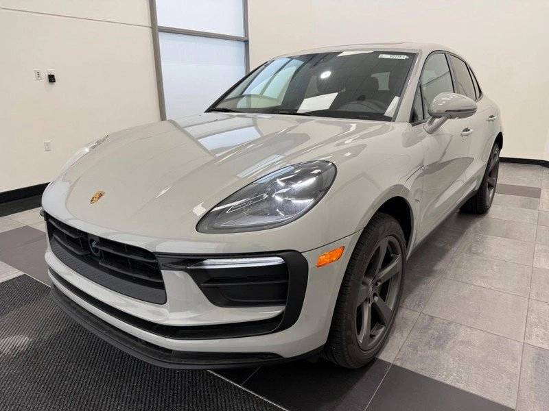 2026 Porsche Macan