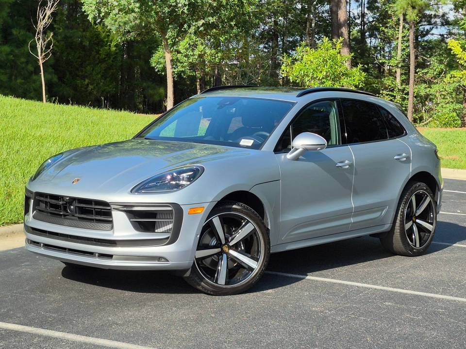 2026 Porsche Macan