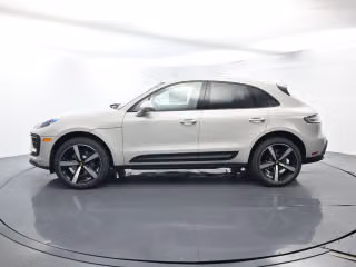 2026 Porsche Macan Base - Photo 17