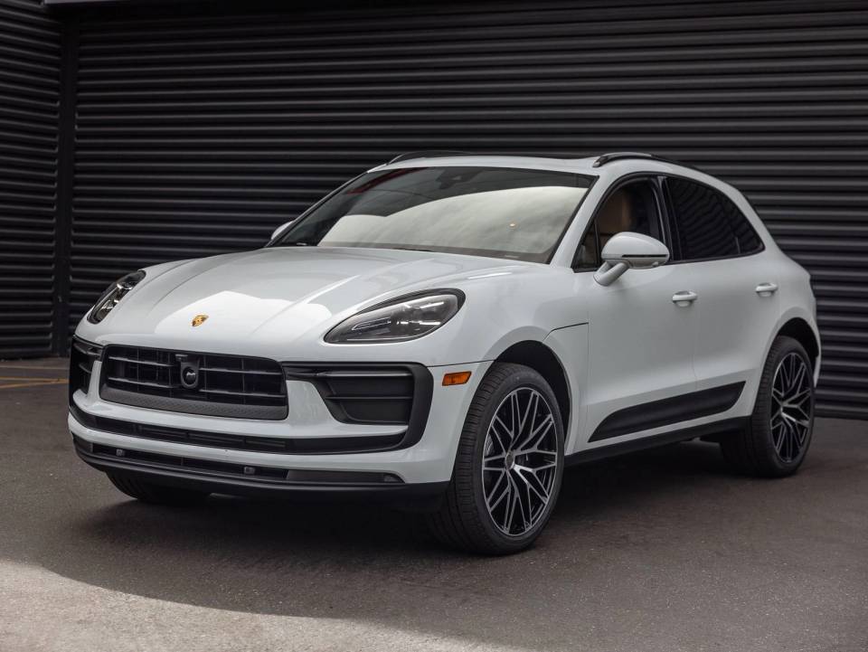 2026 Porsche Macan