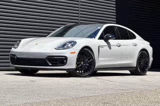2022 Porsche Panamera