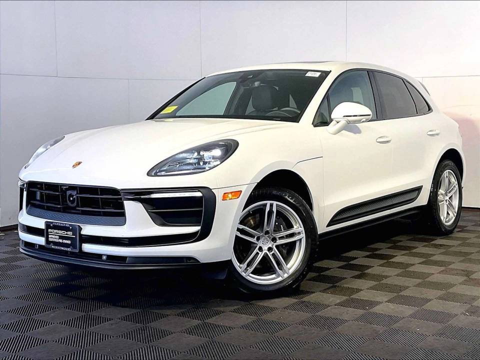 2023 Porsche Macan Base