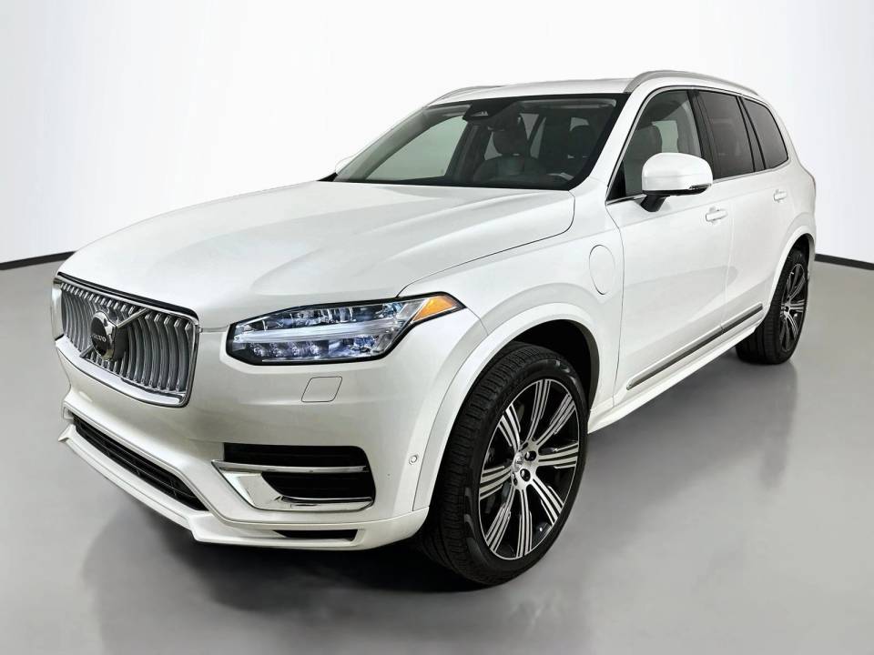 2025 Volvo XC90 Plus