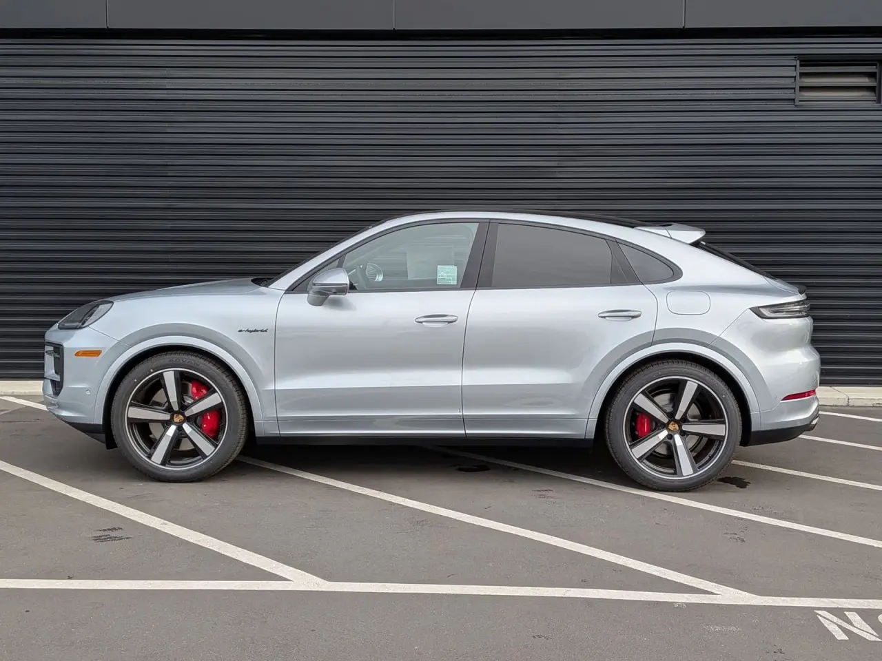 2026 Porsche Cayenne Coup S E-Hybrid - Photo 16