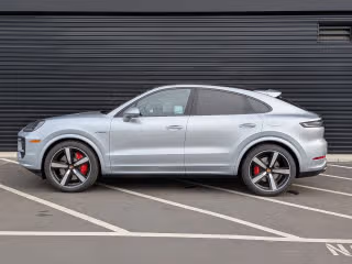 2026 Porsche Cayenne Coup S E-Hybrid - Photo 9