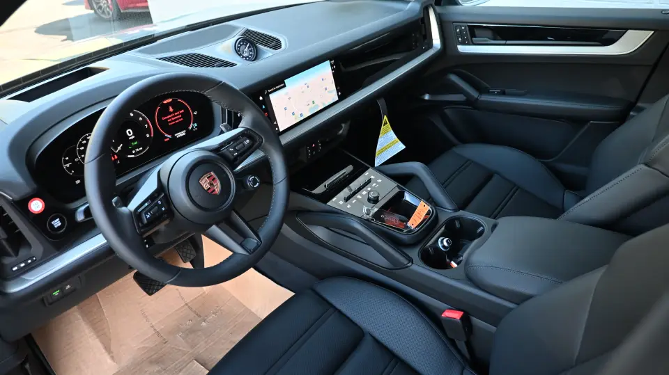 2026 Porsche Cayenne Coup E-Hybrid - Photo 31