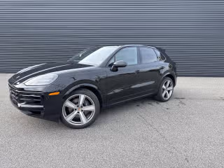 2026 Porsche Cayenne -'s photo