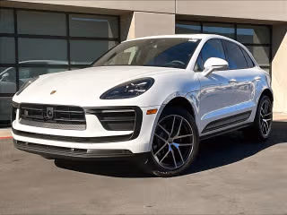 2026 Porsche Macan's photo
