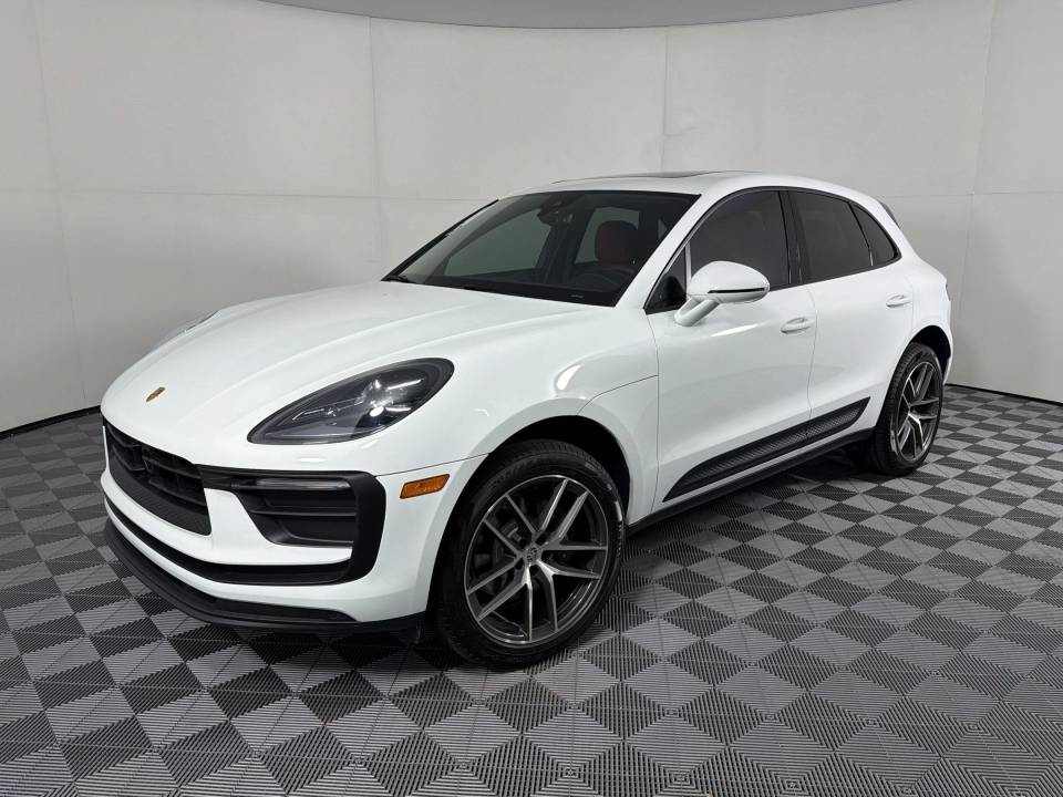 2026 Porsche Macan