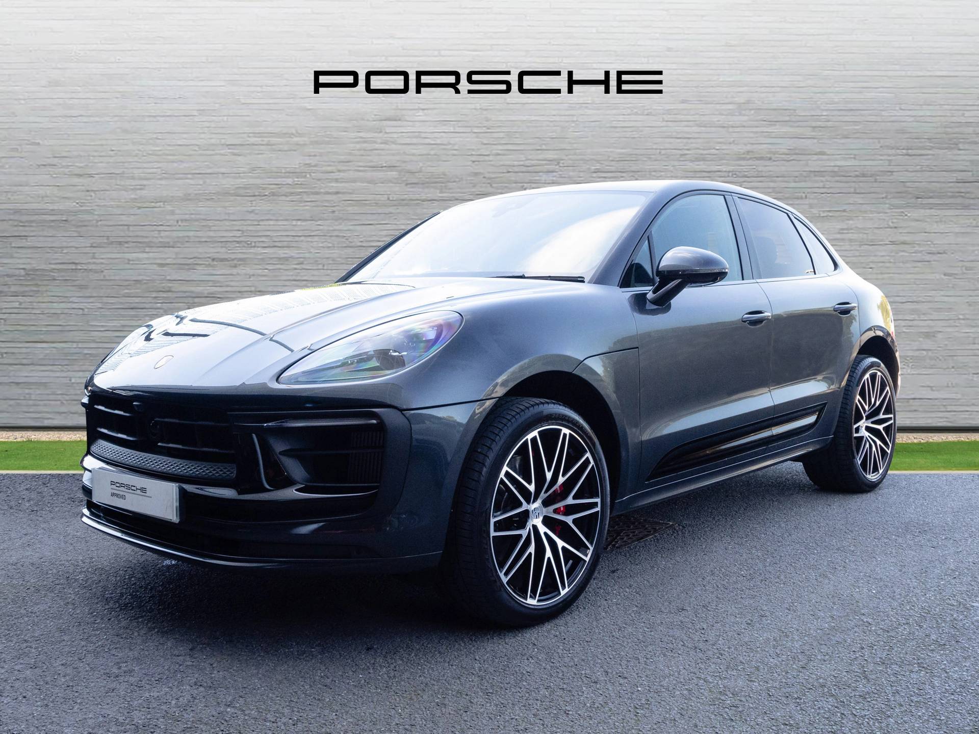 Macan S, photo 2 of 29