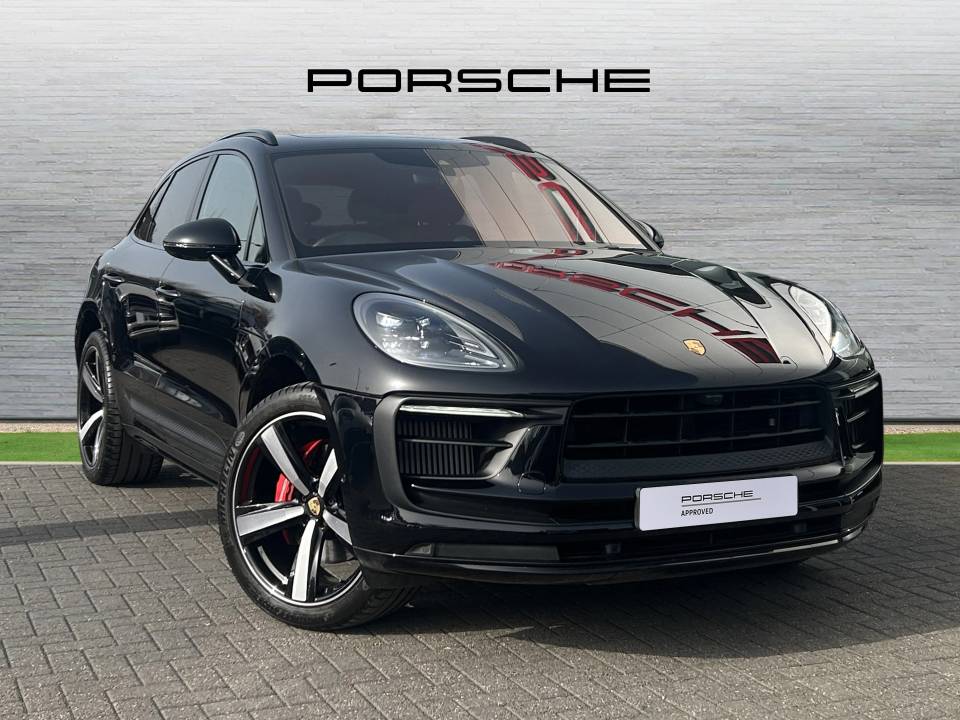 2025 PORSCHE MACAN