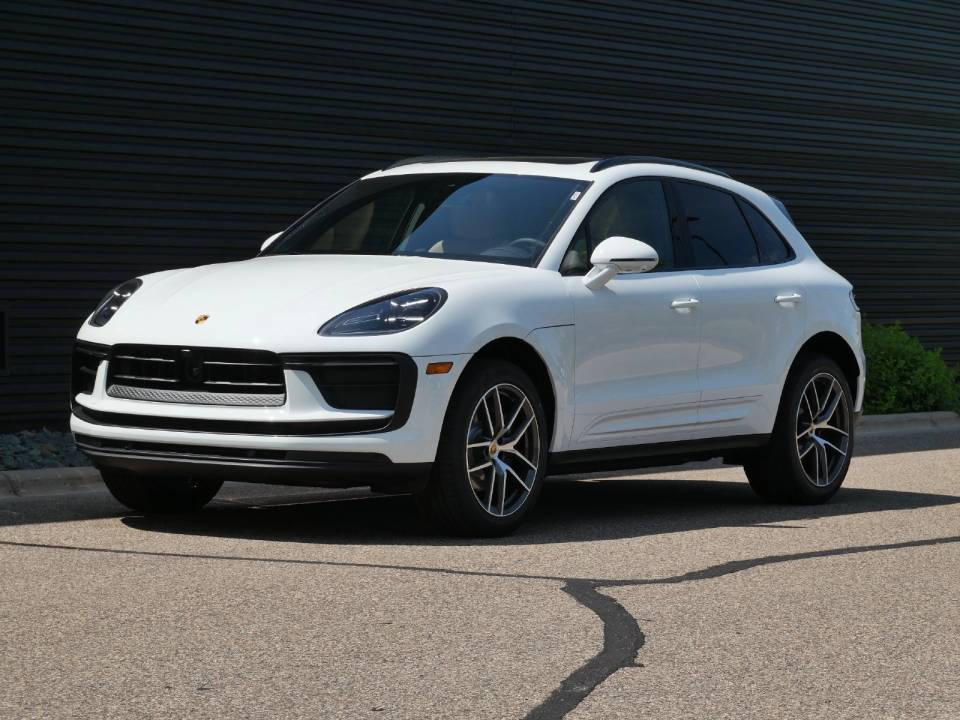 2026 Porsche Macan