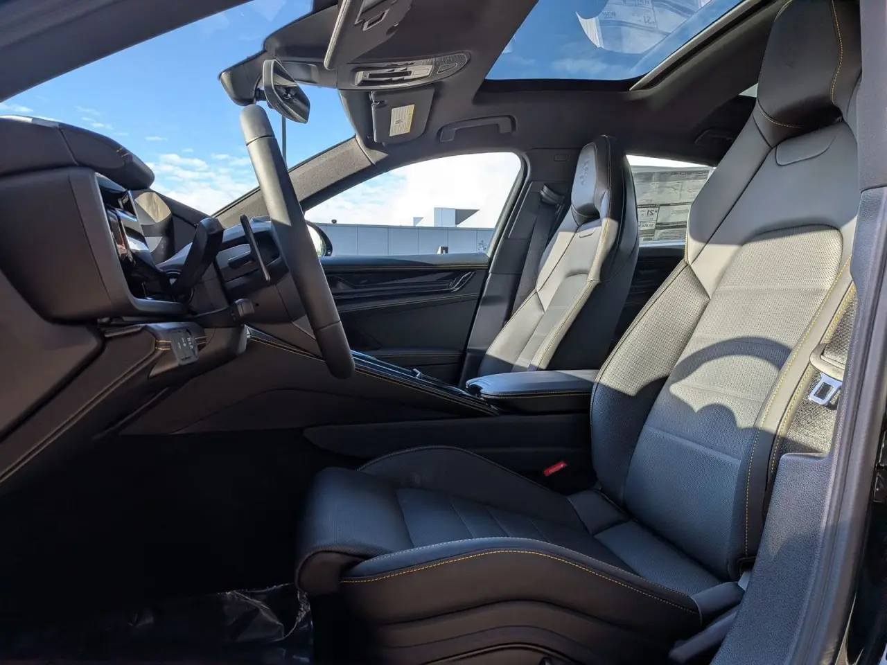 2026 Porsche Panamera Base - Photo 40