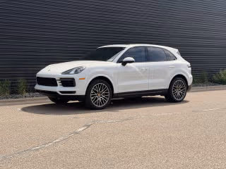 2021 Porsche Cayenne -'s photo