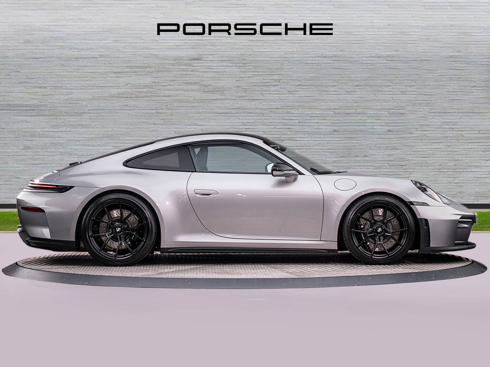 911 GT3 Touring, photo 2 of 59