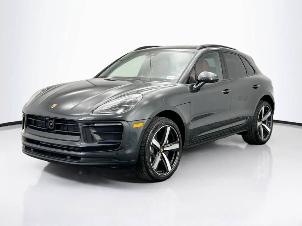 2026 Porsche Macan