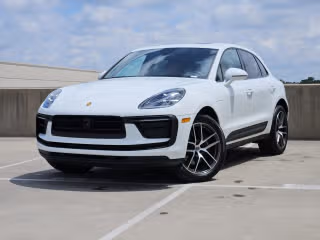 2026 Porsche Macan's photo