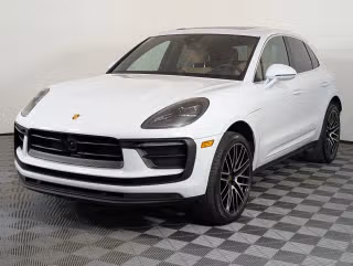 2025 Porsche Macan
