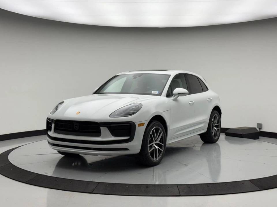 2026 Porsche Macan