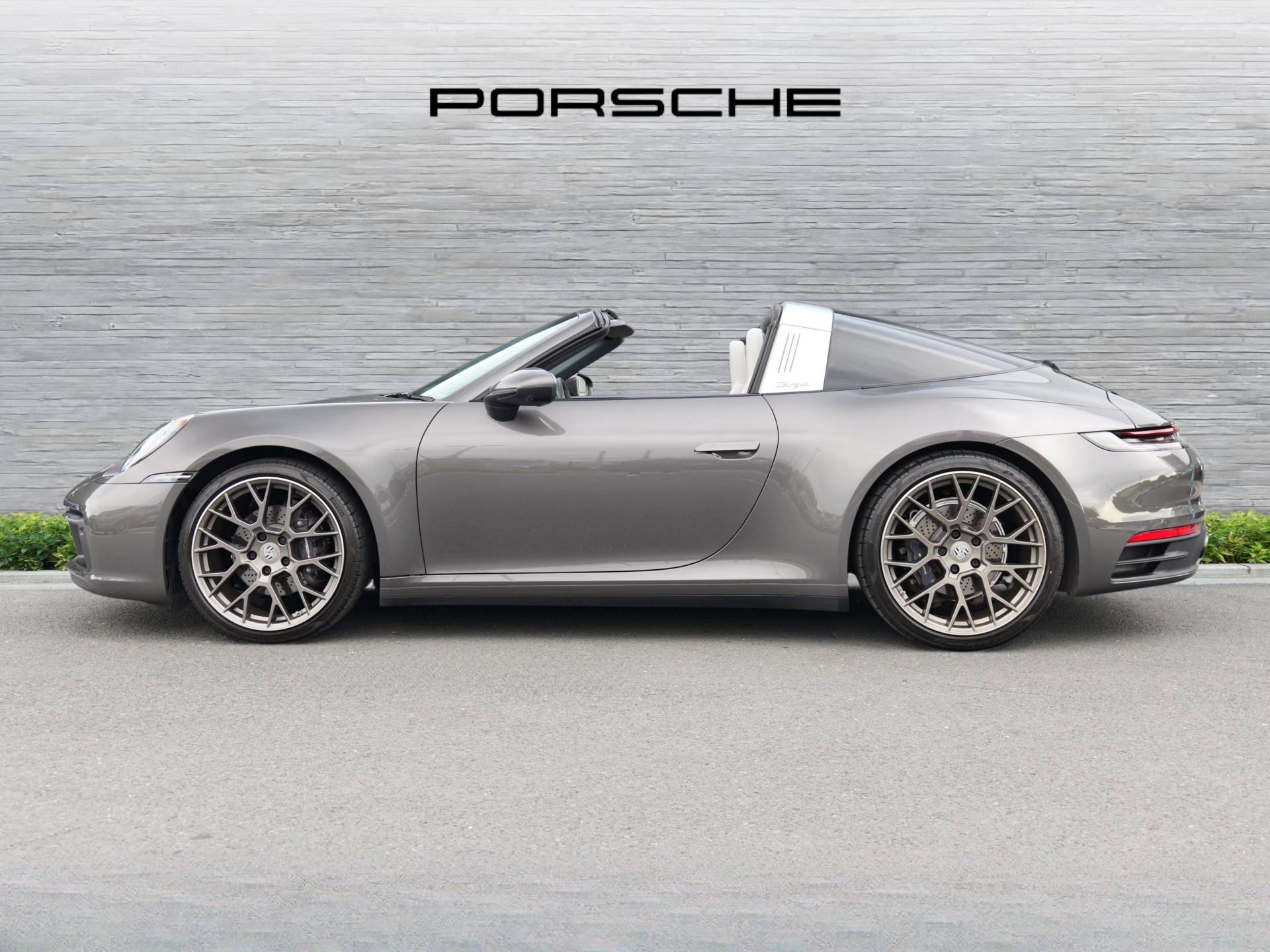 911 Targa 4, photo 2 of 37