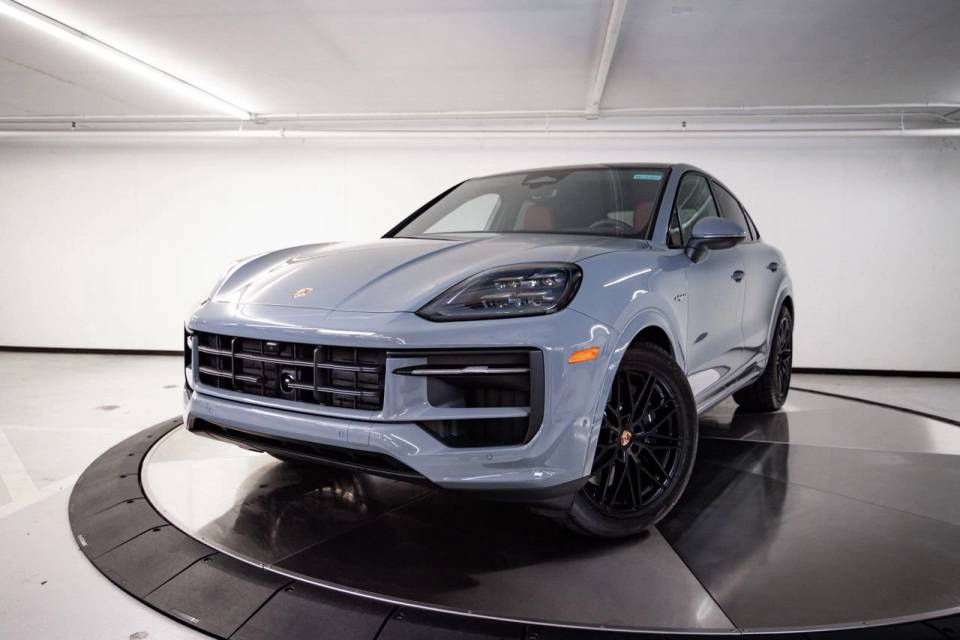2026 Porsche Cayenne Coup E-Hybrid