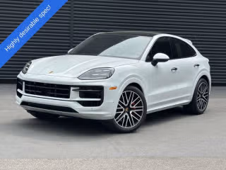 2025 Porsche Cayenne S's photo