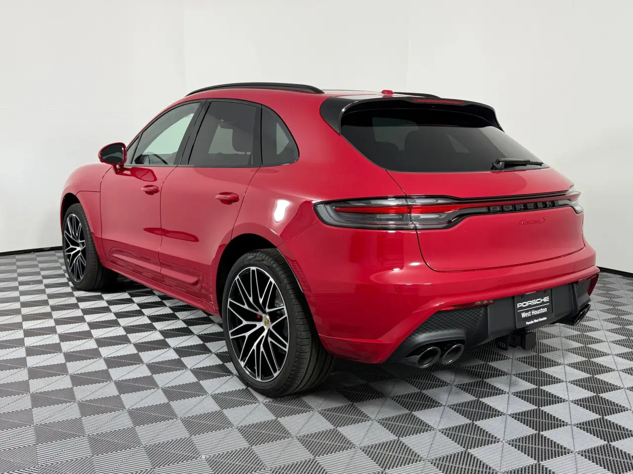 2026 Porsche Macan S - Photo 24