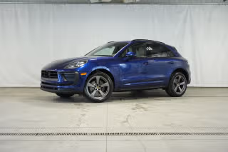 2026 Porsche Macan -'s photo