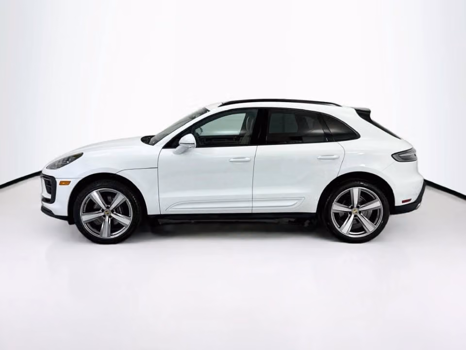 2025 Porsche Macan Base - Photo 11