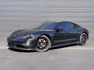 2022 Porsche Taycan GTS's photo