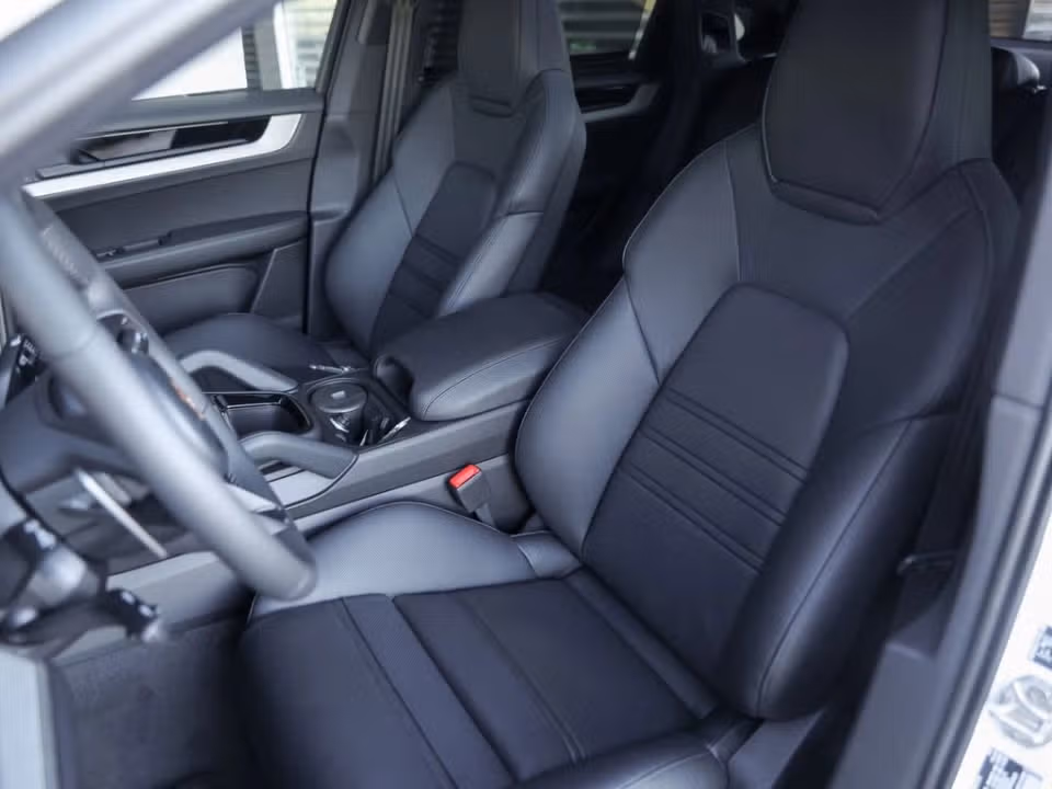 2026 Porsche Cayenne Coup E-Hybrid - Photo 35