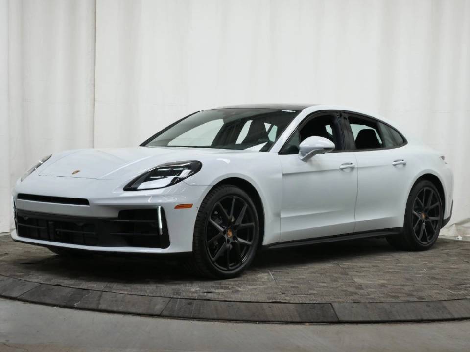 2026 Porsche Panamera