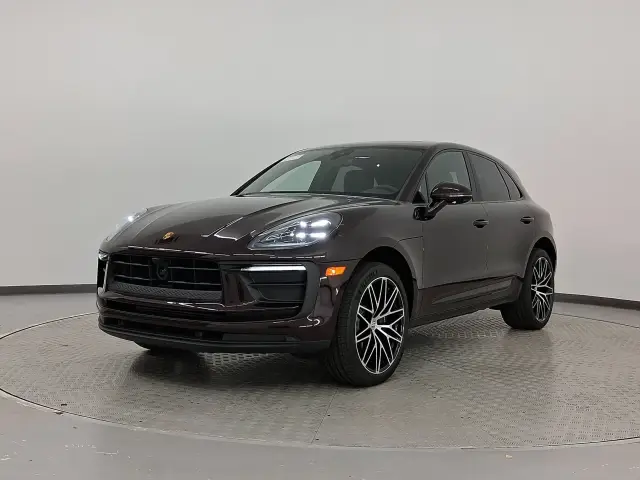 2025 Porsche Macan T - Photo 6