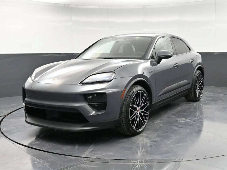 2026 Porsche Macan