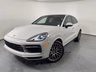 2023 Porsche Cayenne Platinum Edition's photo