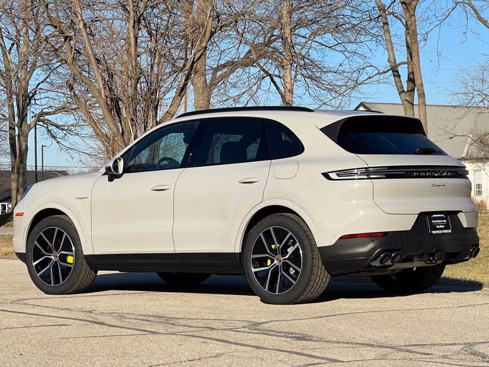 2026 Porsche Cayenne E-Hybrid - Photo 19