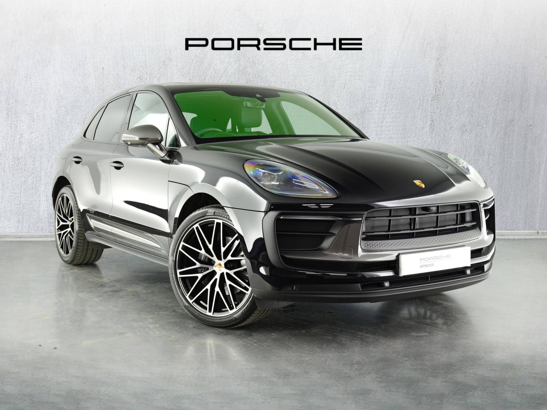 Macan T, photo 1 of 38