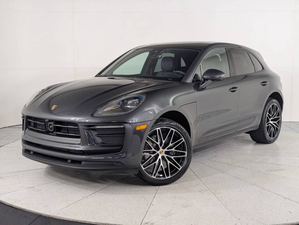 2026 Porsche Macan