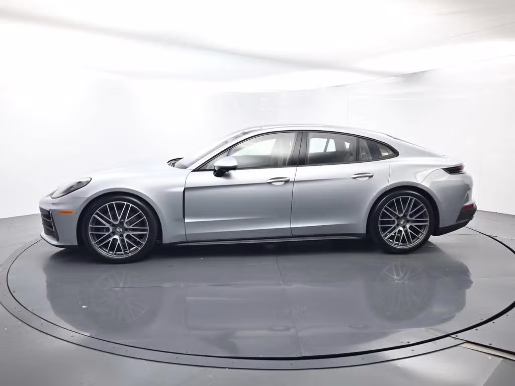 2026 Porsche Panamera Base - Photo 12