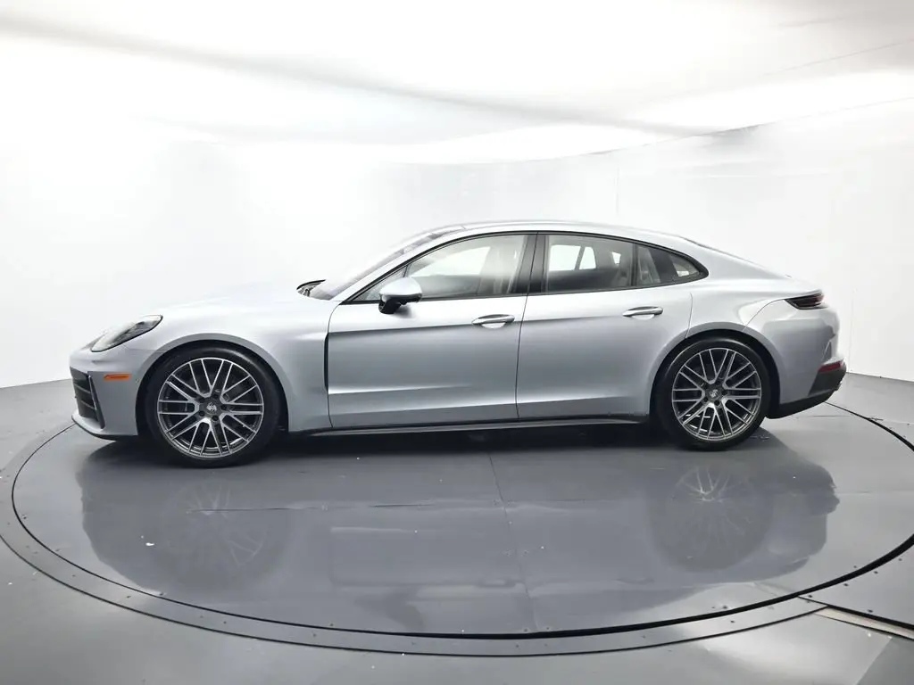 2026 Porsche Panamera Base - Photo 16