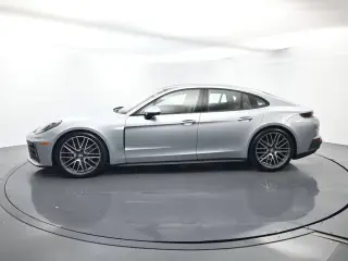 2026 Porsche Panamera Base - Photo 13