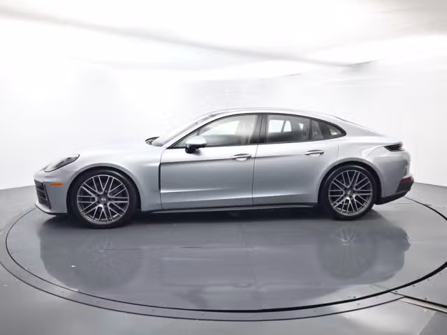 2026 Porsche Panamera Base - Photo 10