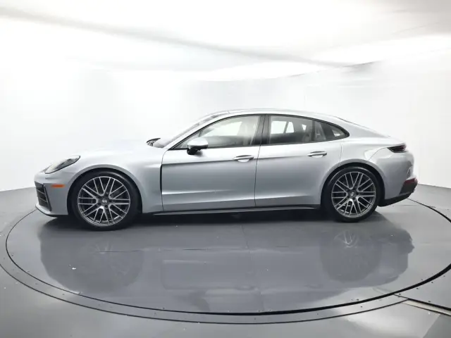 2026 Porsche Panamera Base - Photo 14