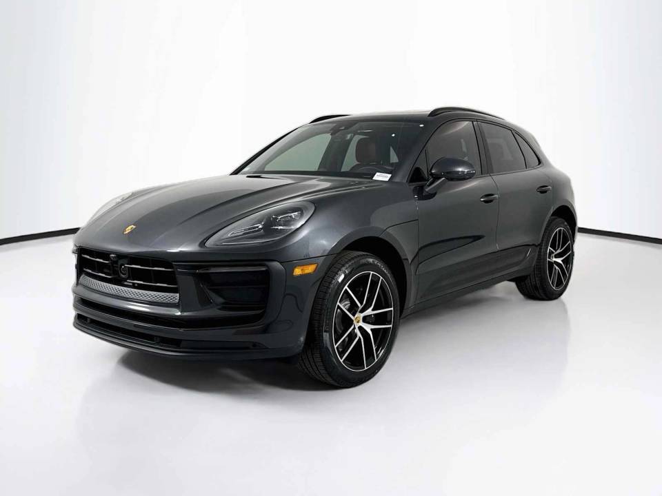 2026 Porsche Macan