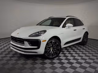 2026 Porsche Macan's photo