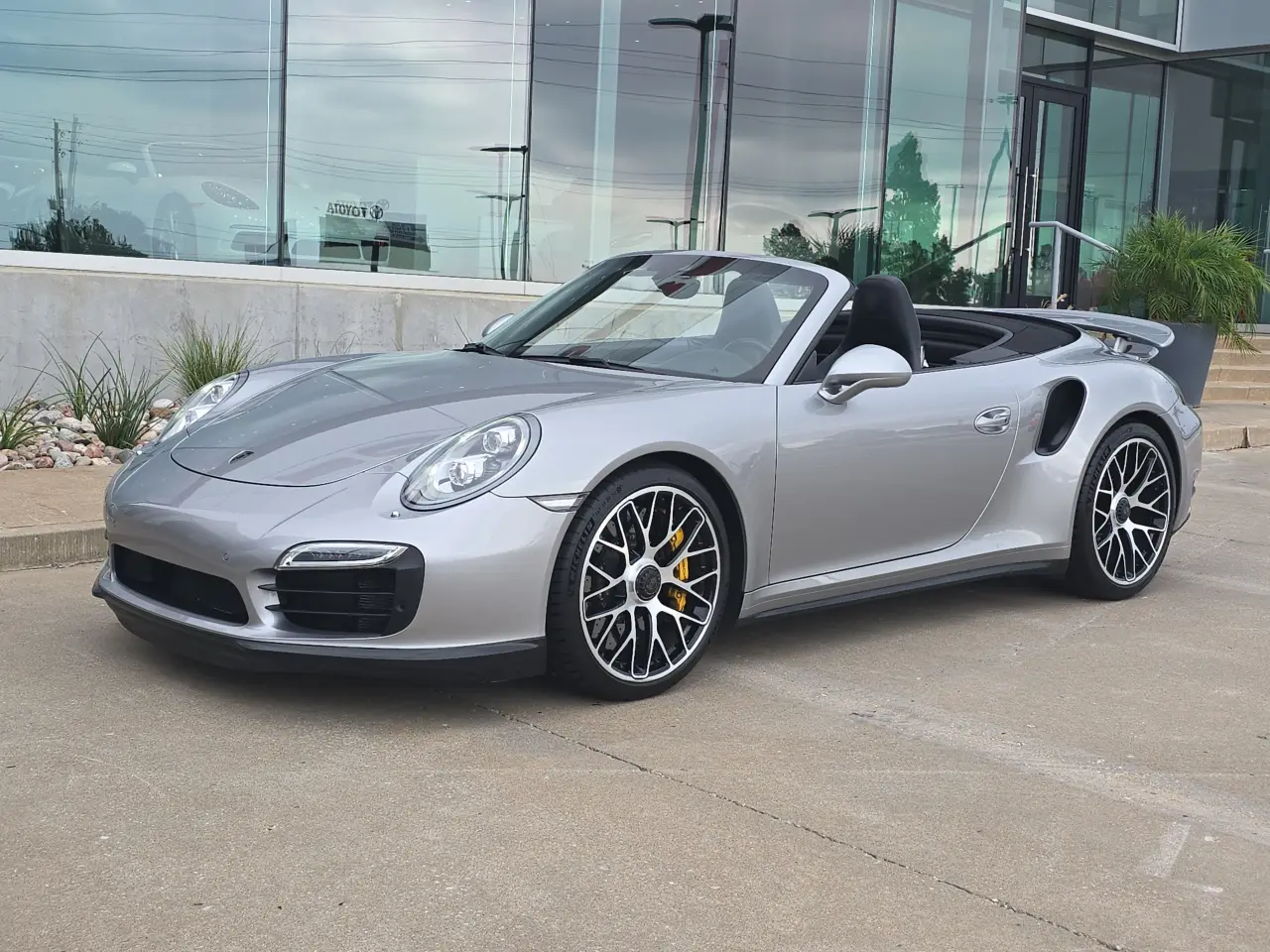 2016 Porsche 911 Turbo S