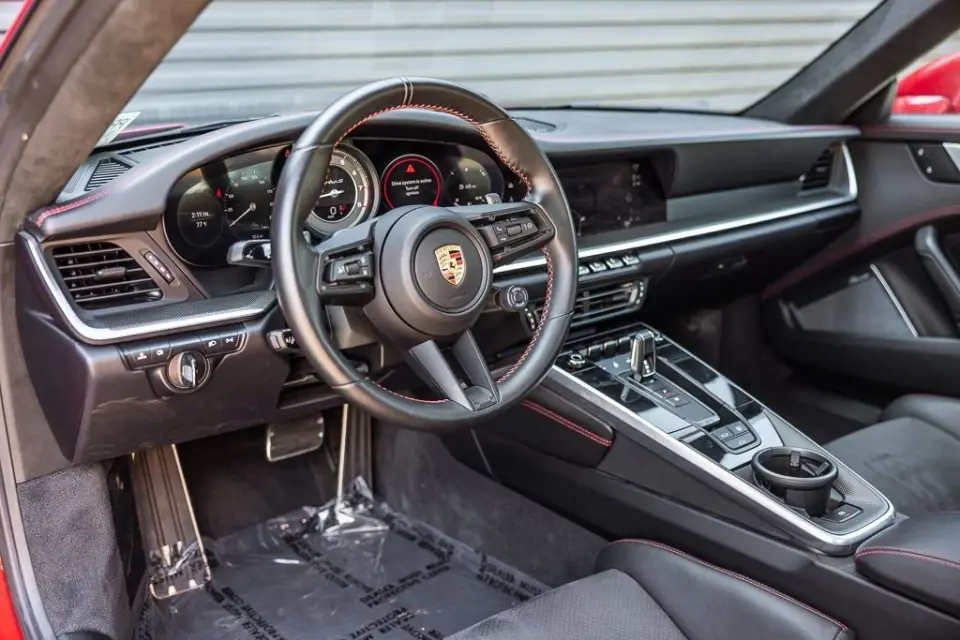 2024 Porsche 911 Turbo S - Photo 31